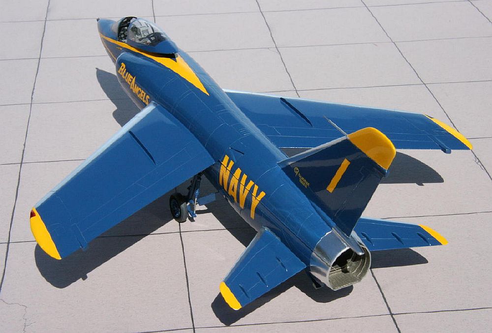 4 f 11. Grumman f11f Tiger. F11f-1 Tiger. F-11 Tiger Blue Angels. Grumman f11f-1 Tiger Blue Angels.